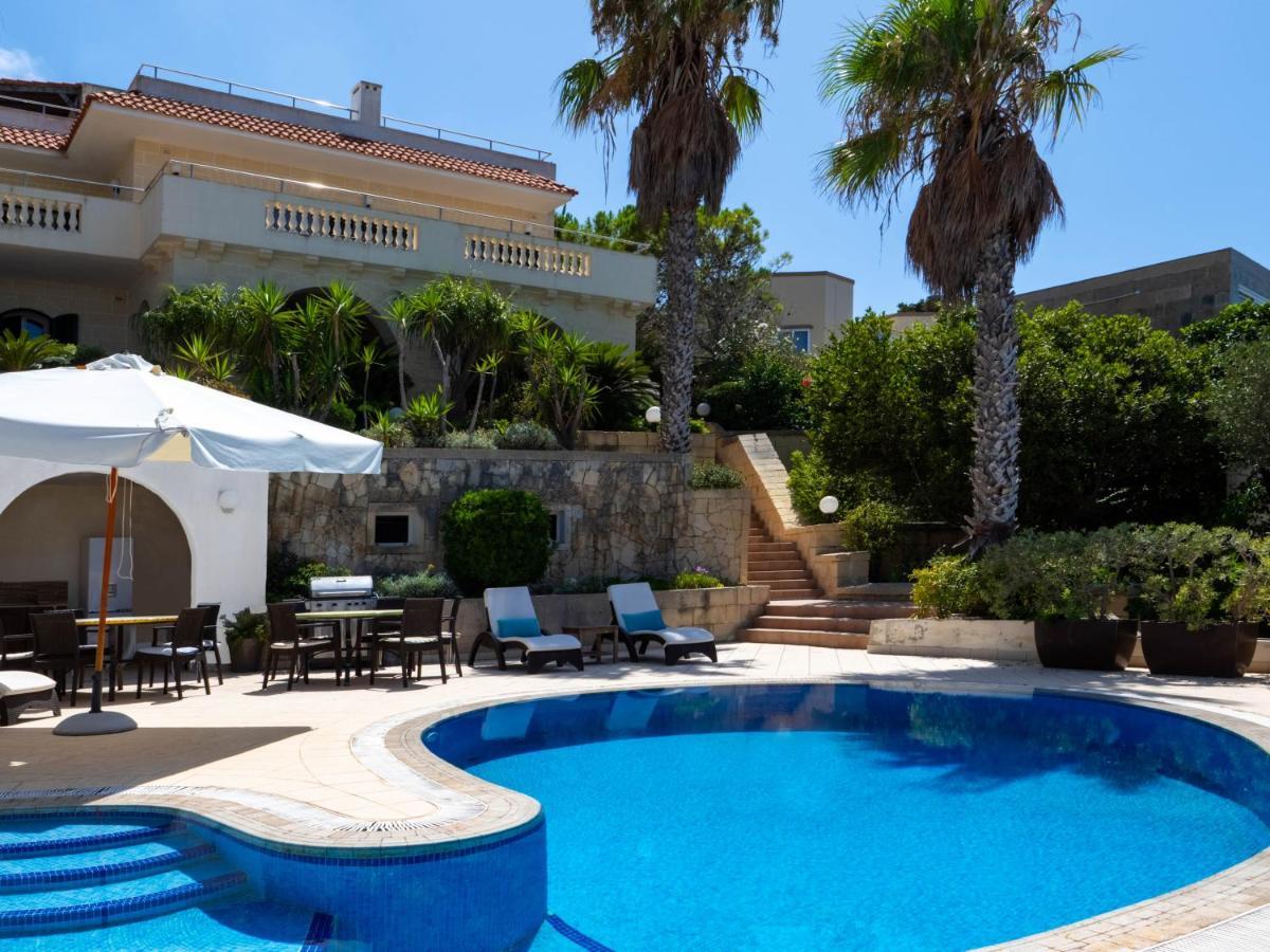 Villa Palma - Sunset Sea Views With Pool, Jacuzzi, Sauna And Games Room Mellieha Luaran gambar