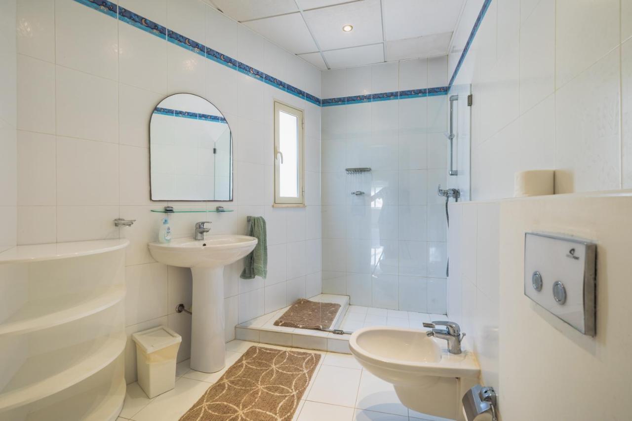 Villa Palma - Sunset Sea Views With Pool, Jacuzzi, Sauna And Games Room Mellieha Luaran gambar