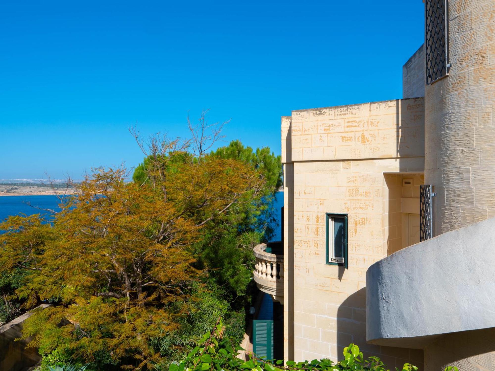 Villa Palma - Sunset Sea Views With Pool, Jacuzzi, Sauna And Games Room Mellieha Luaran gambar