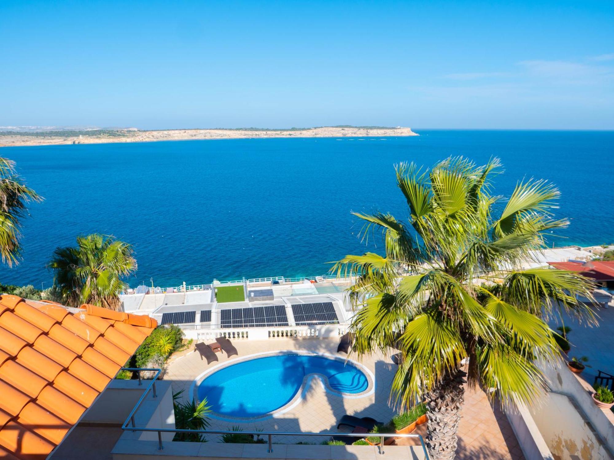 Villa Palma - Sunset Sea Views With Pool, Jacuzzi, Sauna And Games Room Mellieha Luaran gambar